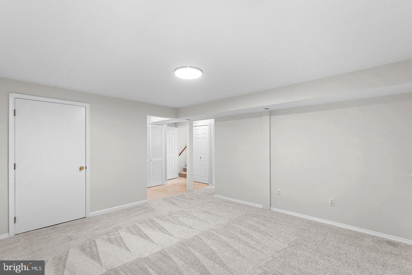 187 Village Ct Property Photo 45