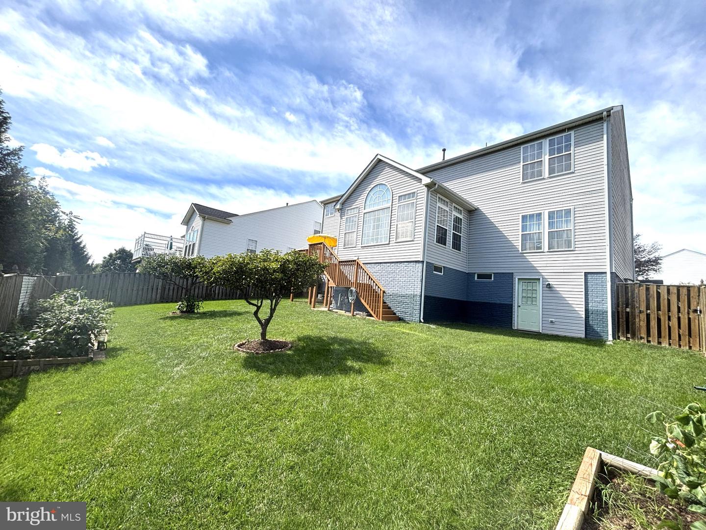214 Stephens Run St Property Photo 6
