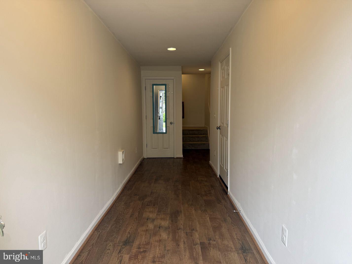 106 Halo Ct Property Photo 4