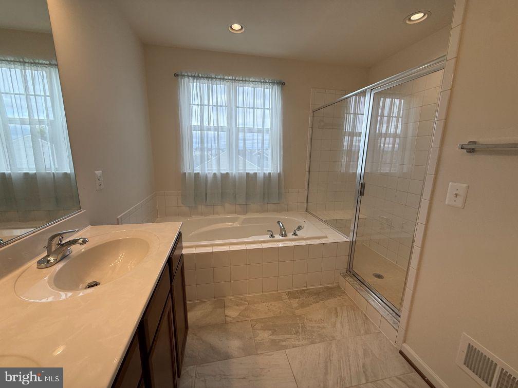 106 Halo Ct Property Photo 24