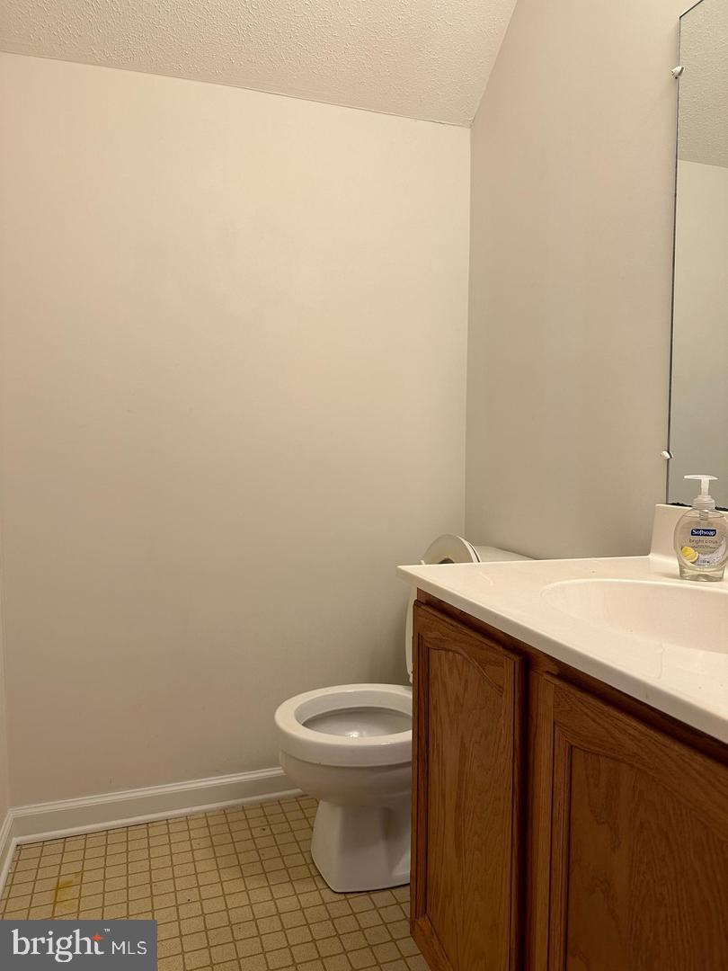606 Tudor Dr Property Photo 6