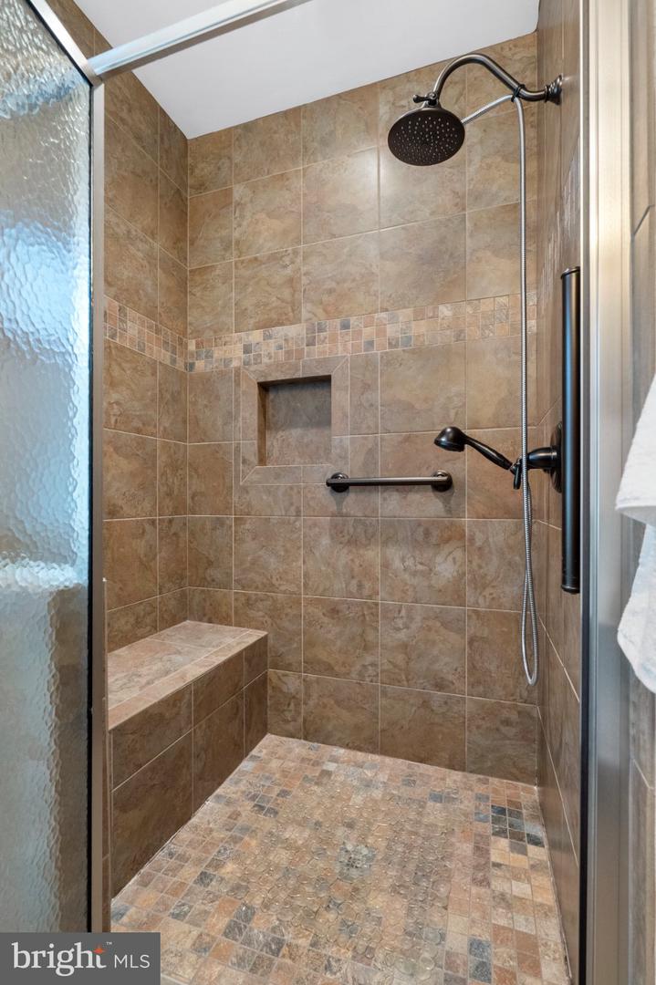 150 Abrams Pointe Blvd Property Photo 22