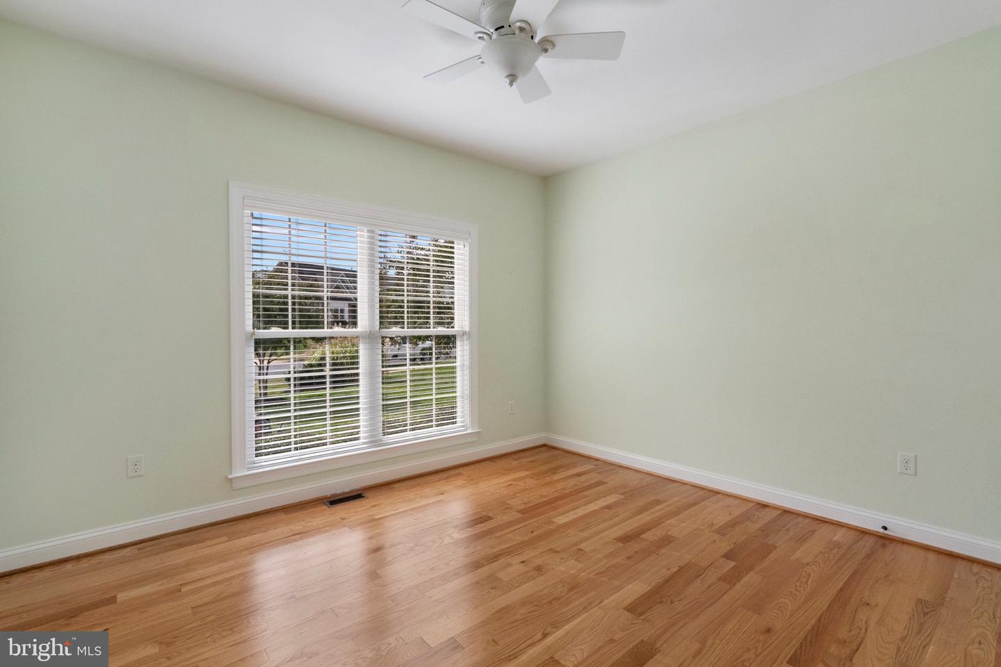 150 Abrams Pointe Blvd Property Photo 26