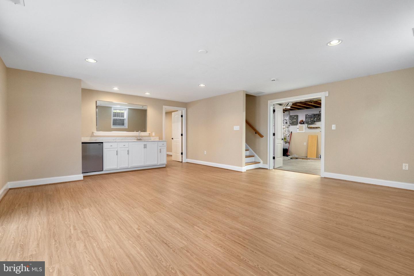 150 Abrams Pointe Blvd Property Photo 32