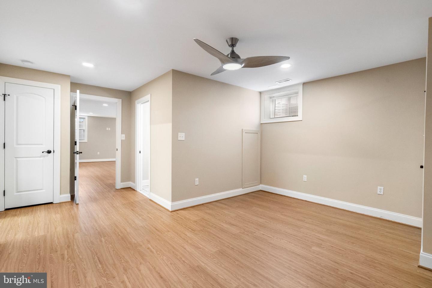 150 Abrams Pointe Blvd Property Photo 34
