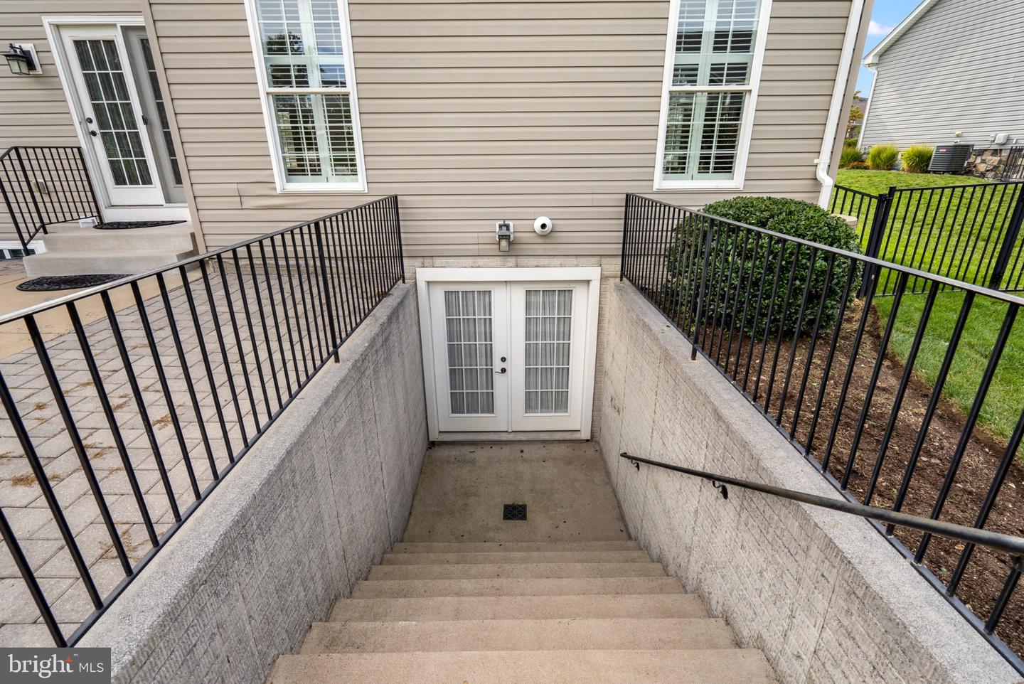 150 Abrams Pointe Blvd Property Photo 47