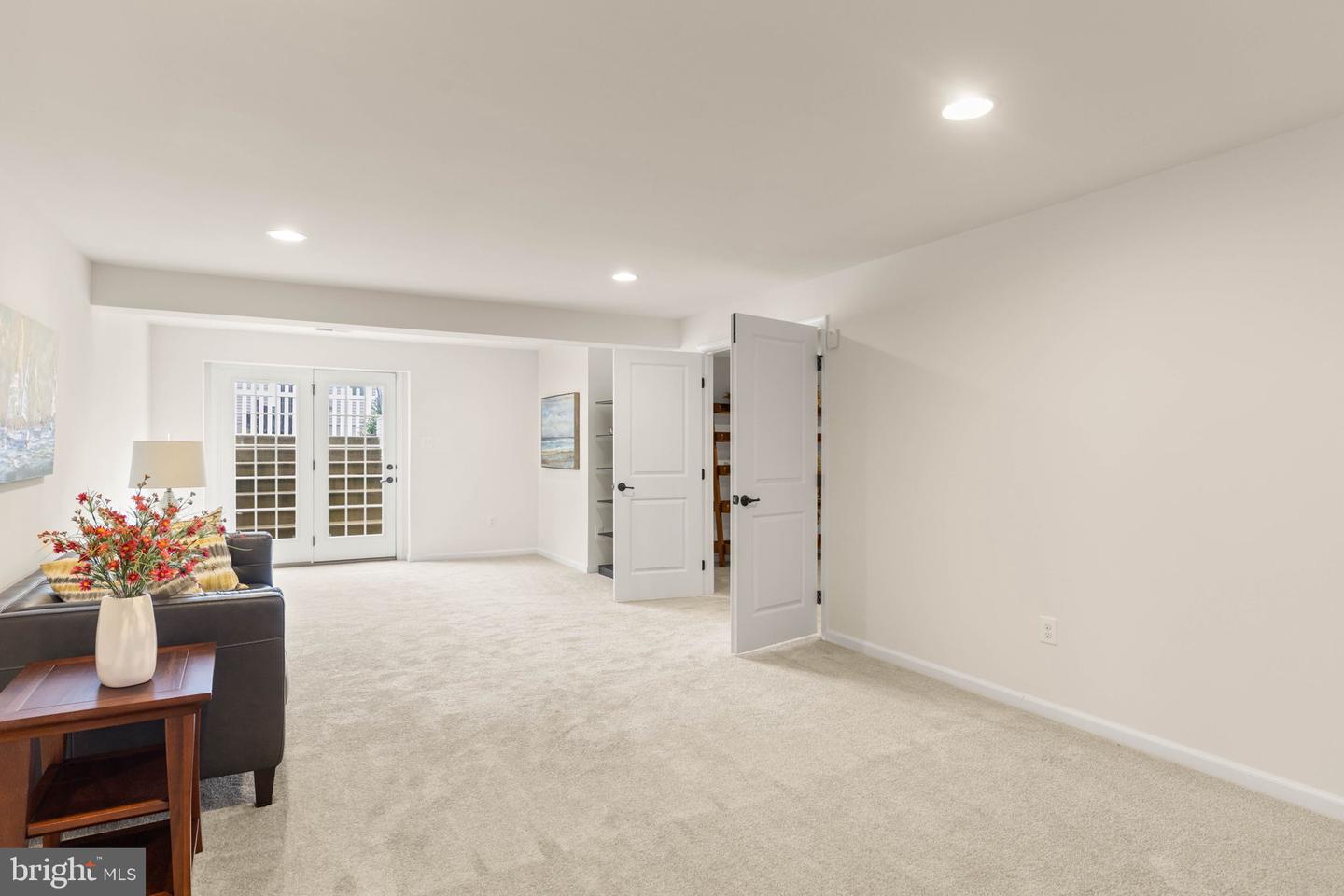 114 Rooftop Ct Property Photo 34