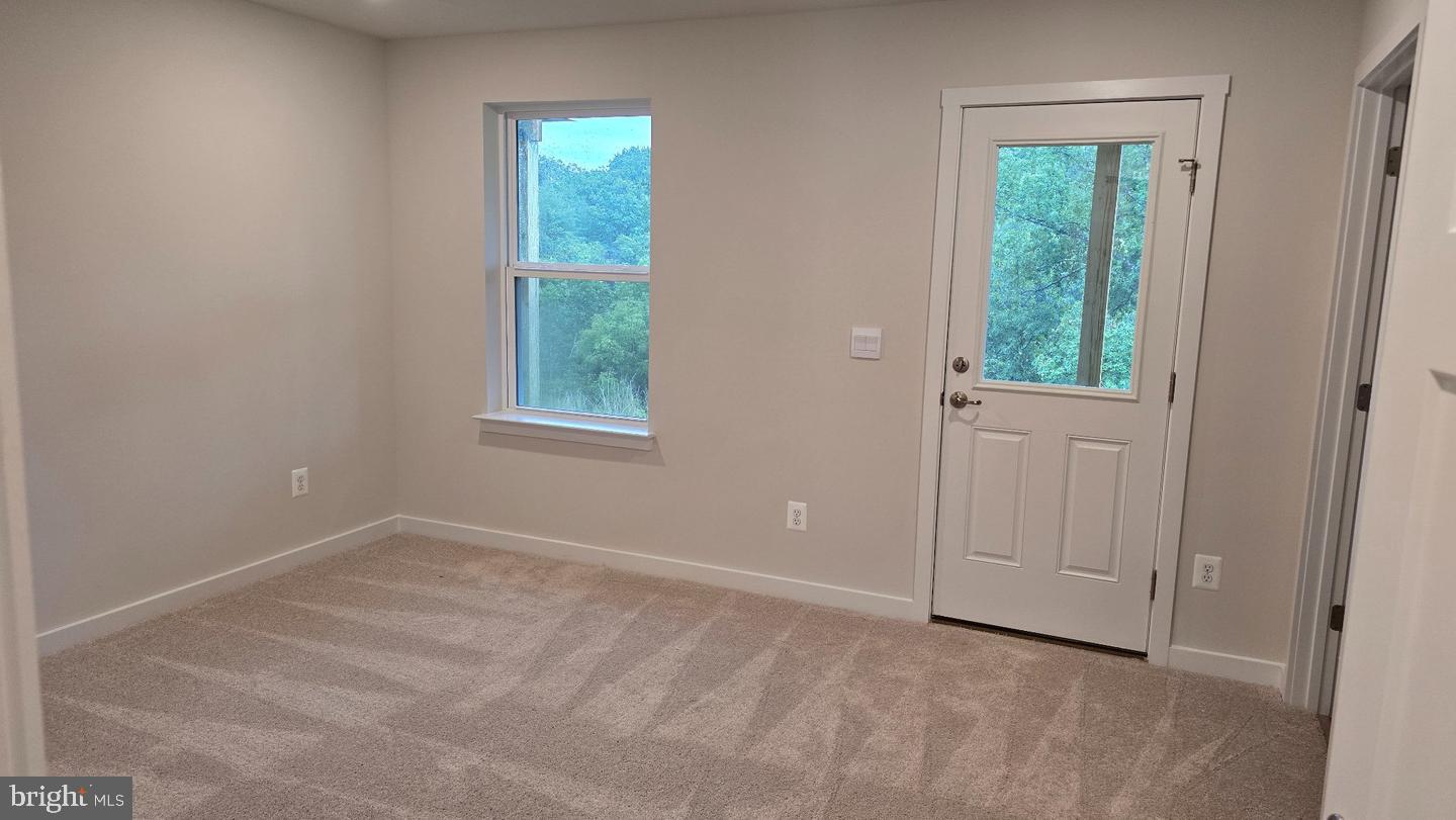 116 Nepal Ct Property Photo 24