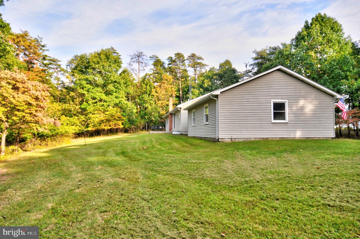 227 Slate Ln Property Photo 8