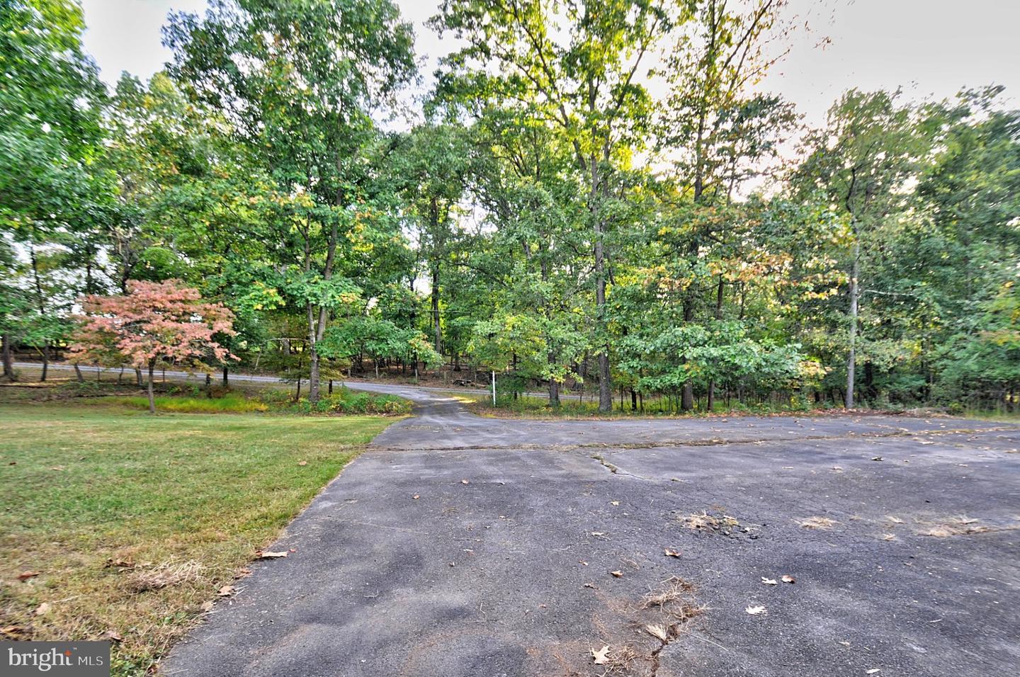 227 Slate Ln Property Photo 16