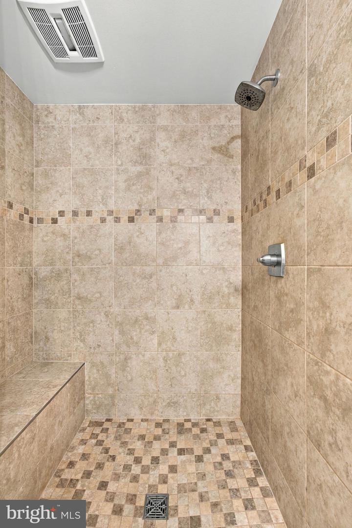 451 Lake Serene Dr Property Photo 63