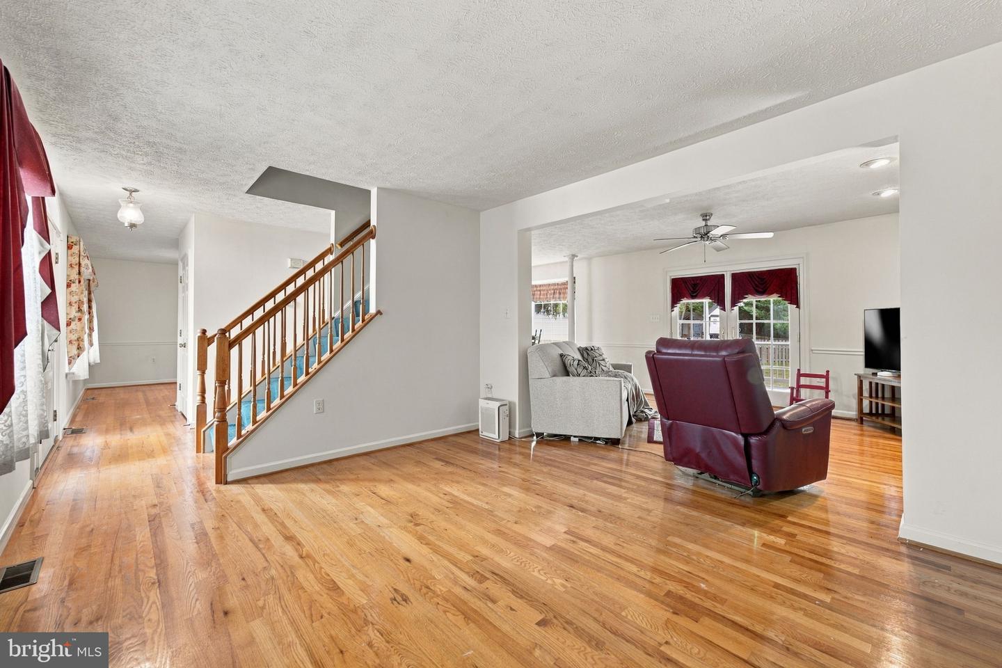 100 Vale Ct Property Photo 9