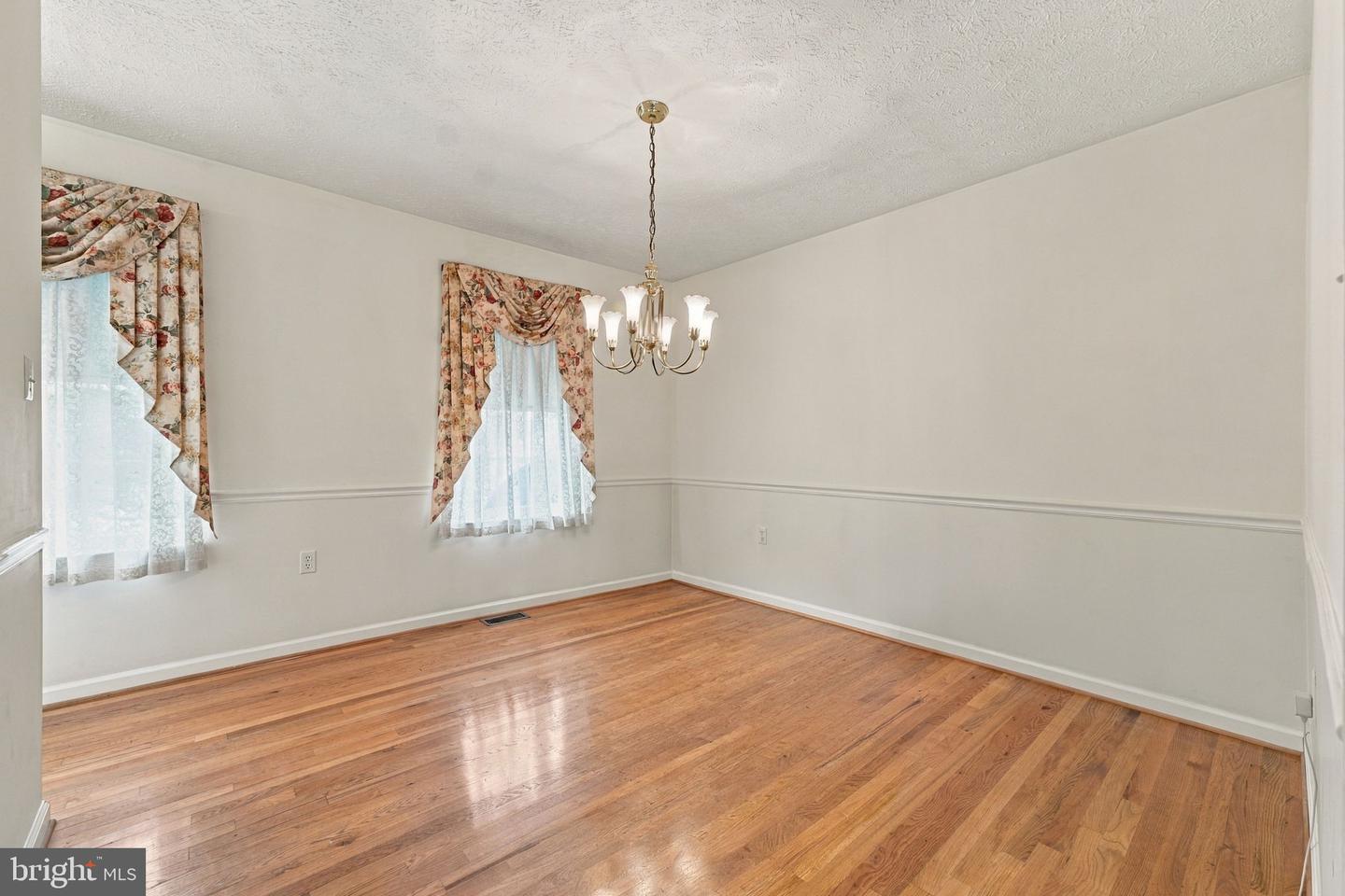 100 Vale Ct Property Photo 18