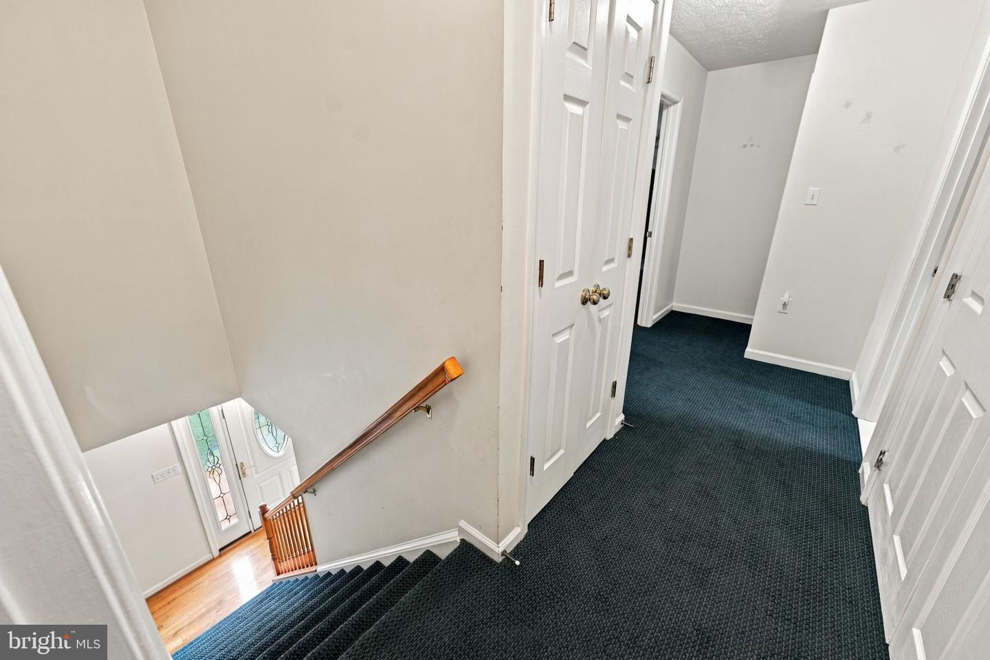 100 Vale Ct Property Photo 24