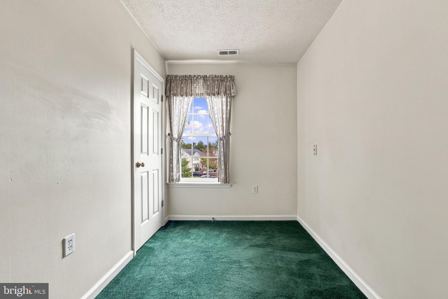 100 Vale Ct Property Photo 26