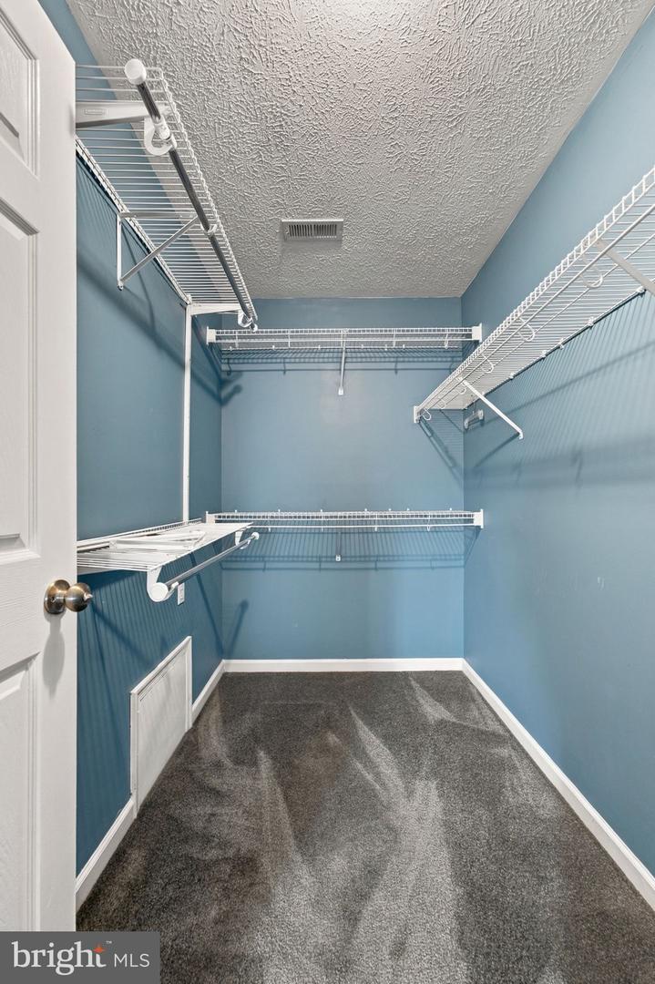 100 Vale Ct Property Photo 43