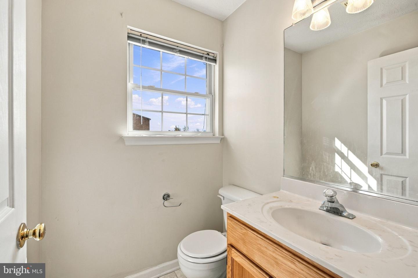 121 Lighthouse Ln Property Photo 12
