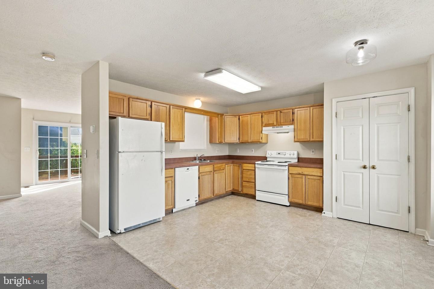 121 Lighthouse Ln Property Photo 13