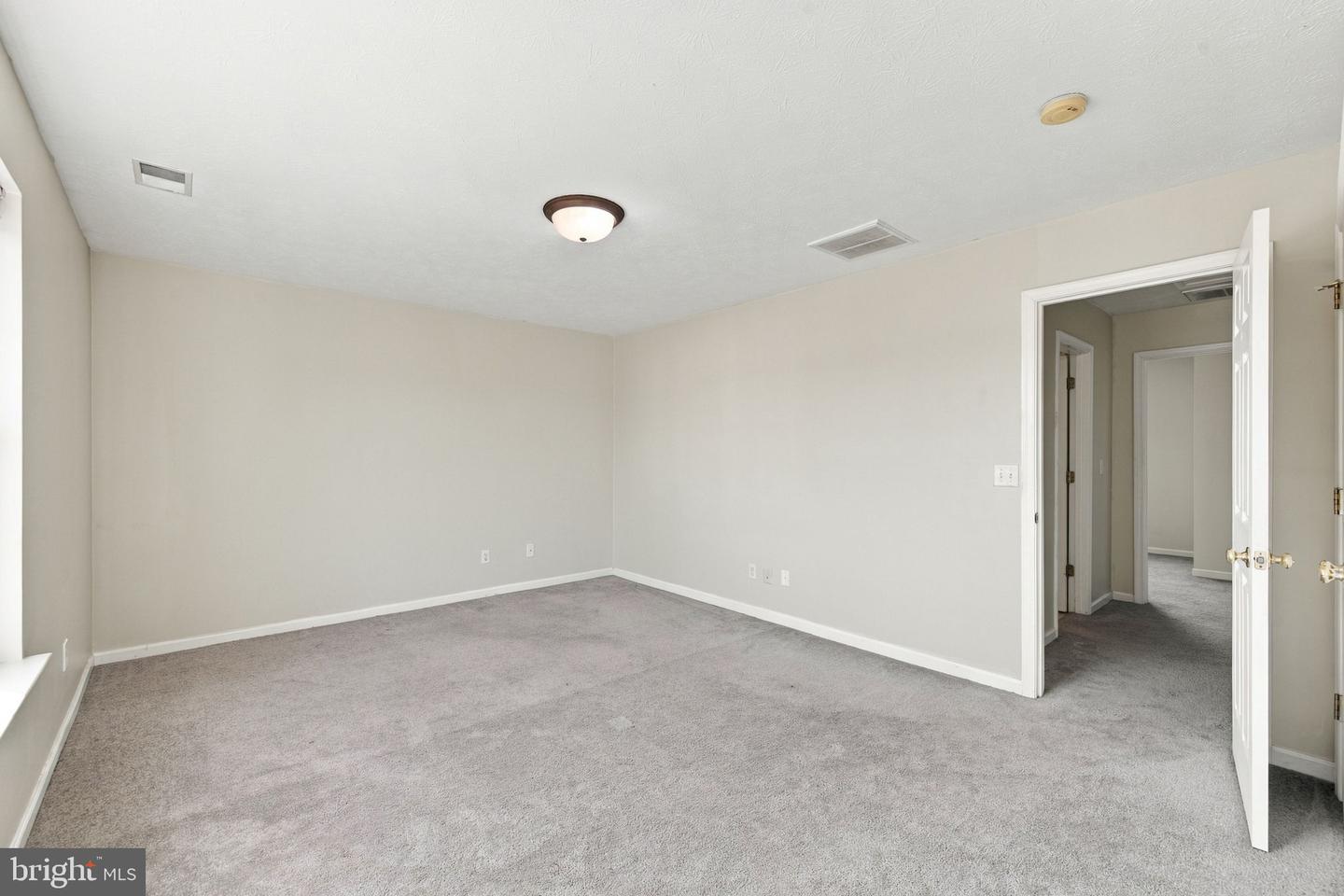 121 Lighthouse Ln Property Photo 27