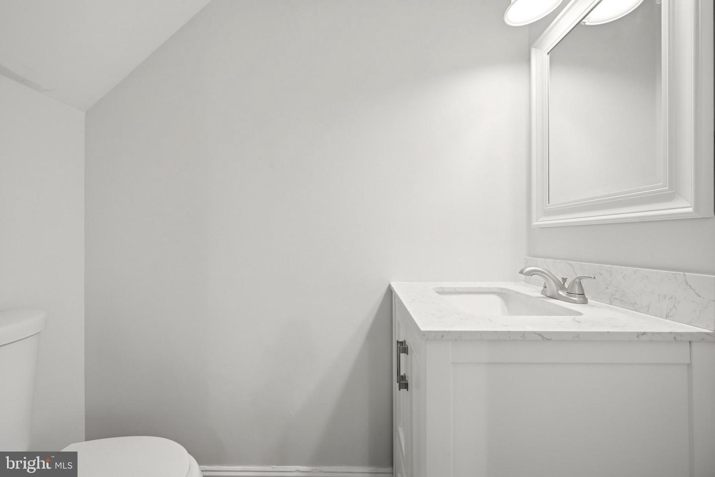 127 Georgetowne Ct Property Photo 14