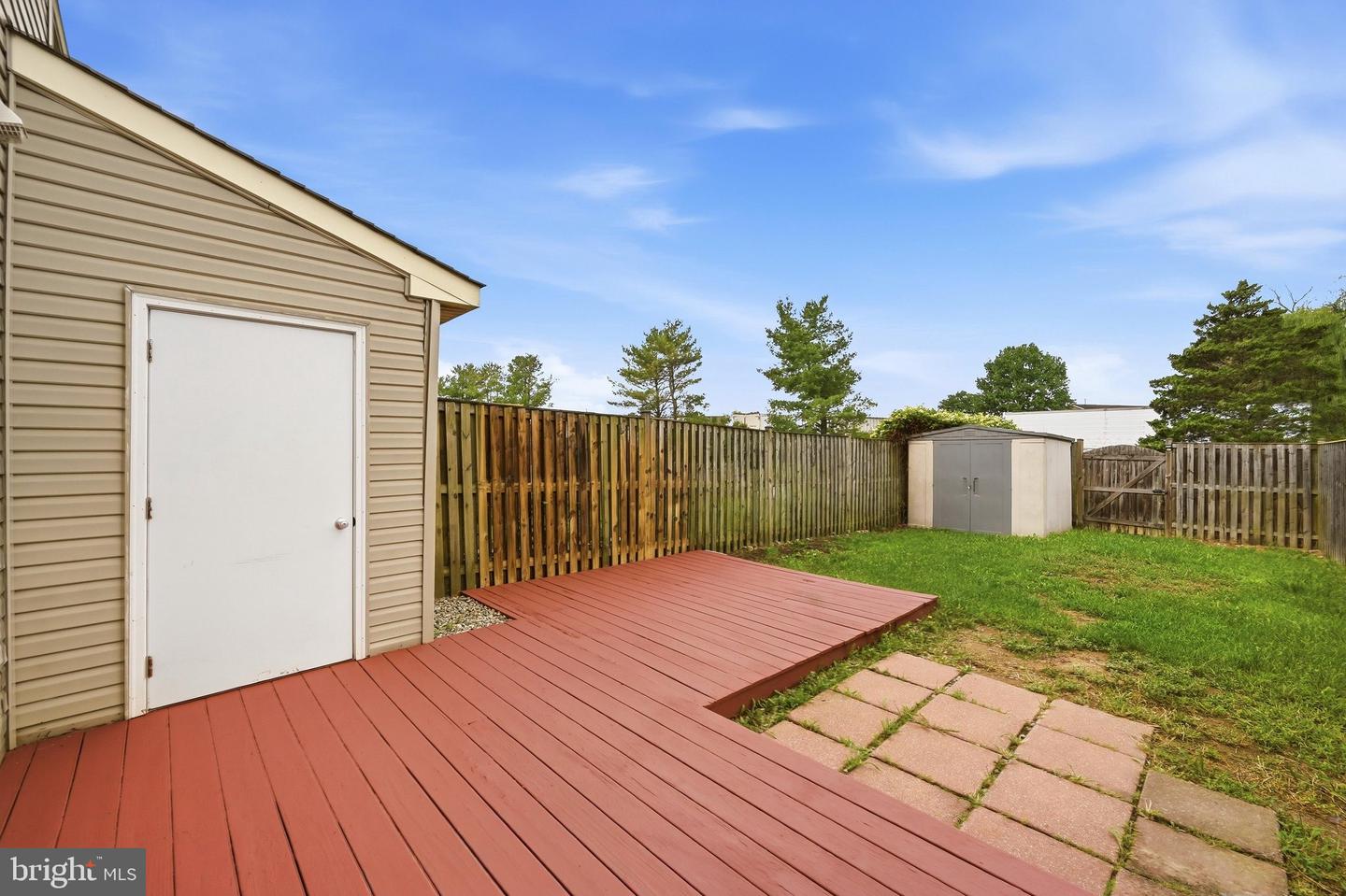 127 Georgetowne Ct Property Photo 23