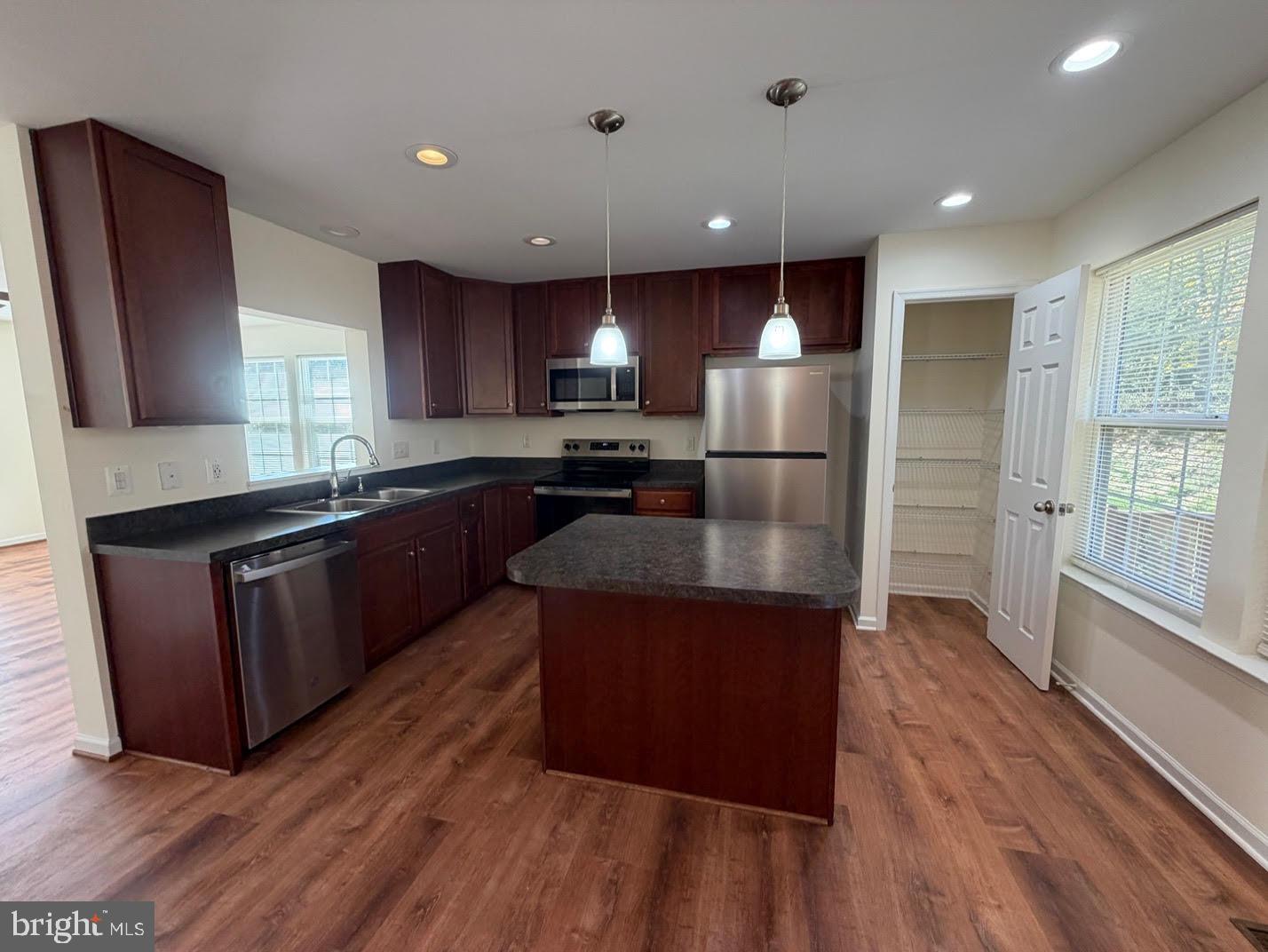 126 Worsham Ter Property Photo 10