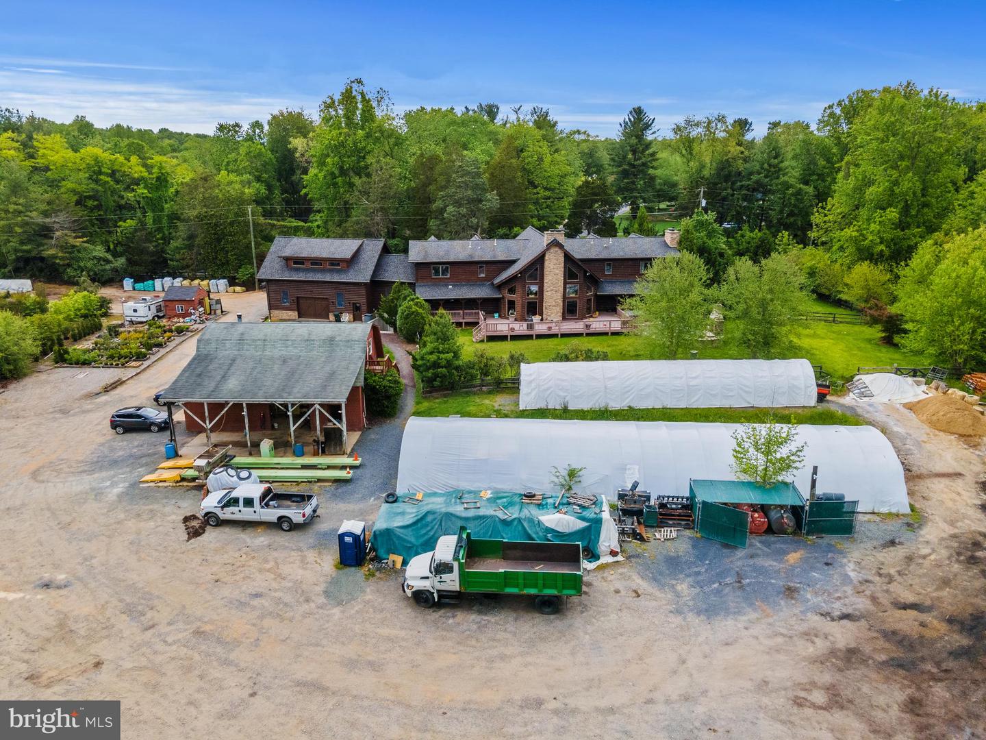 11501 Popes Head Rd Property Photo 6