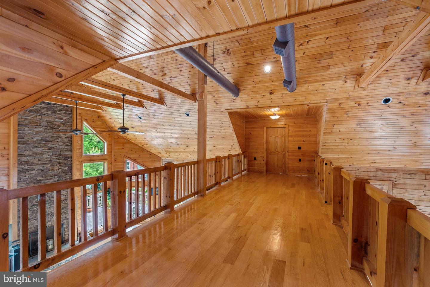 11501 Popes Head Rd Property Photo 28