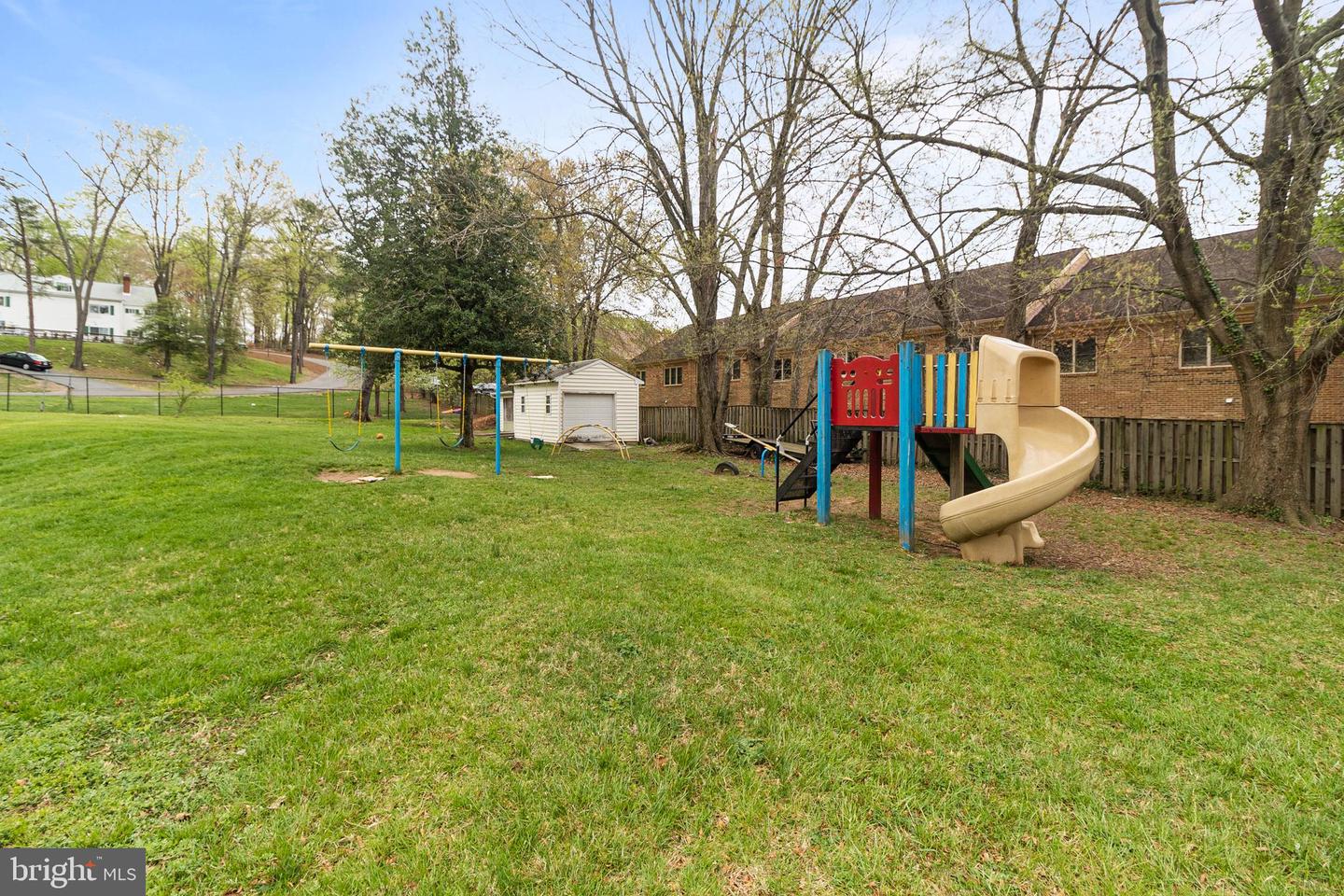 5001 Backlick Rd Property Photo 22