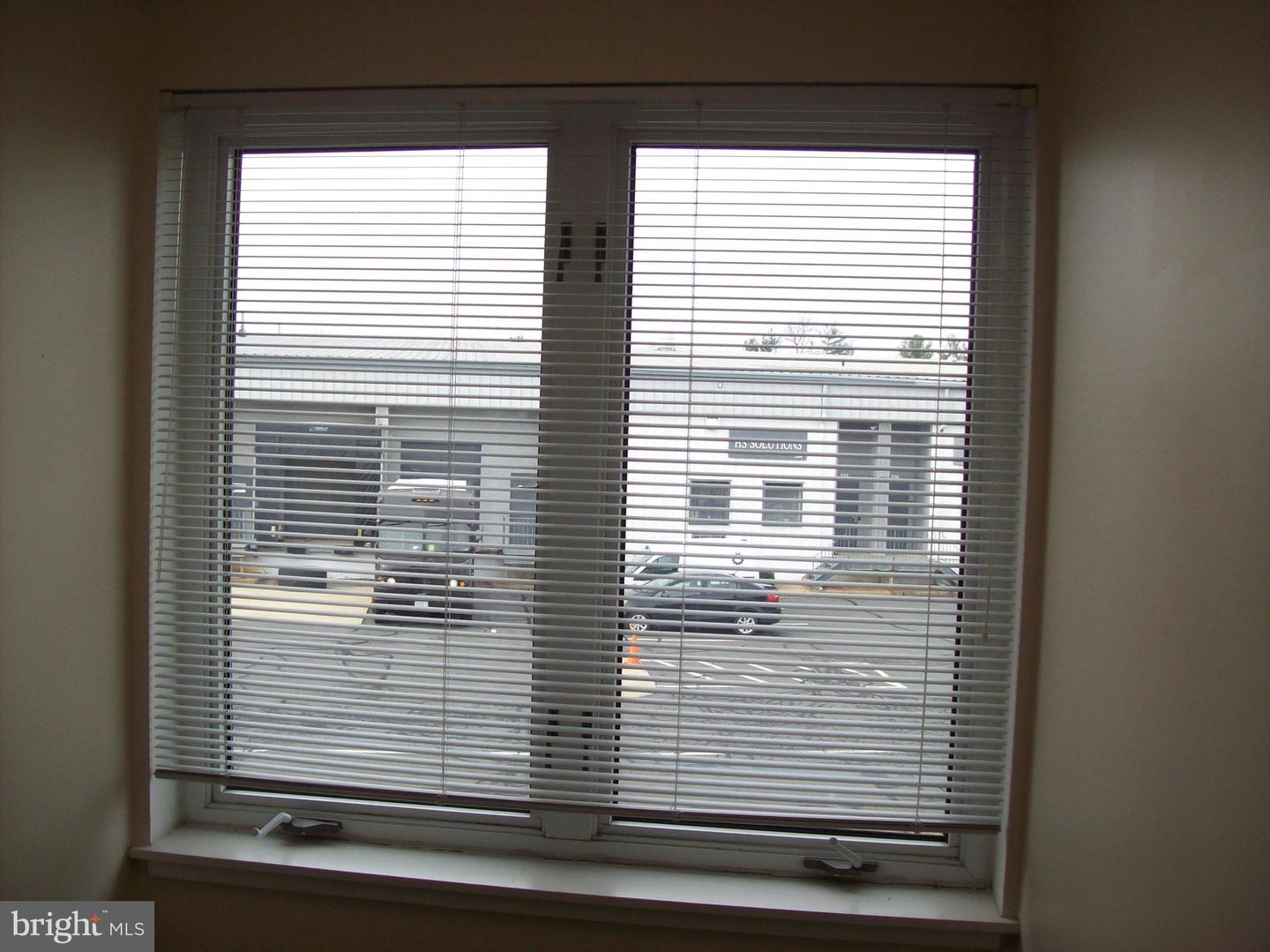 464 Herndon Pkwy #216 Property Photo 5
