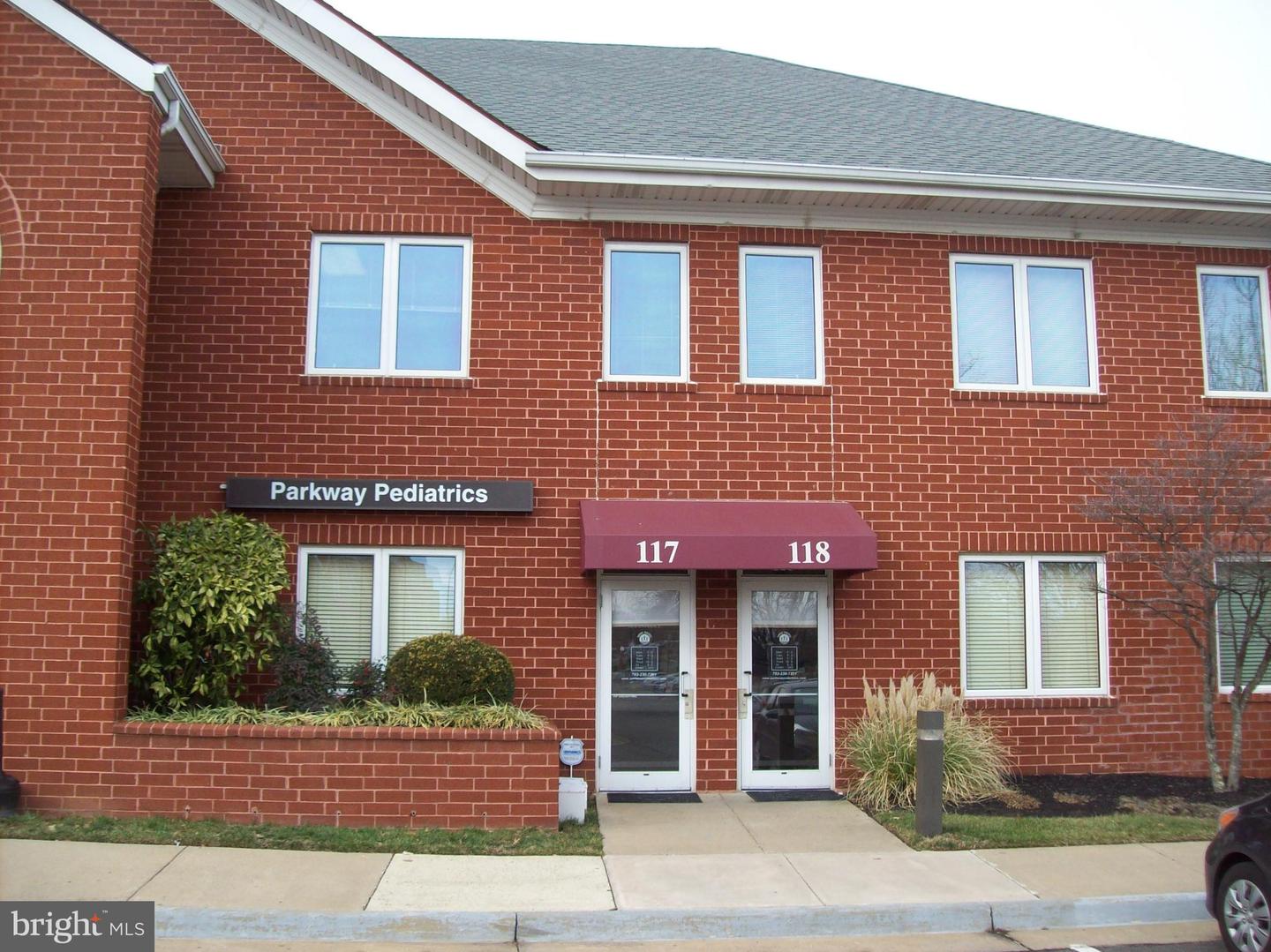 464 Herndon Pkwy #216 Property Photo 8