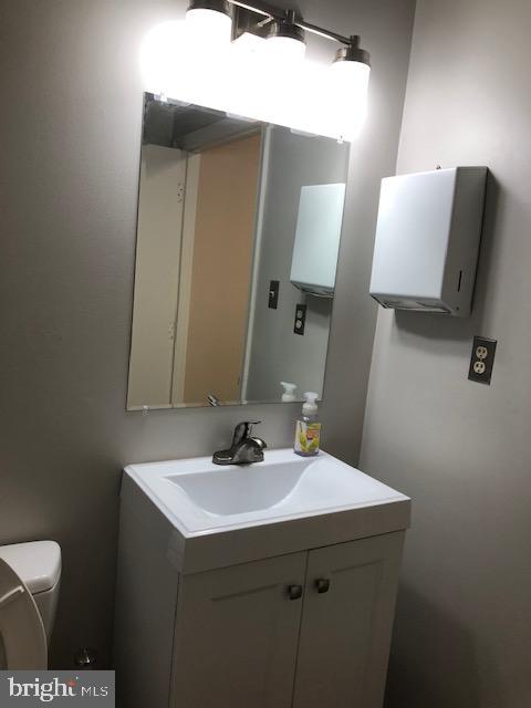 464 Herndon Pkwy #216 Property Photo 9