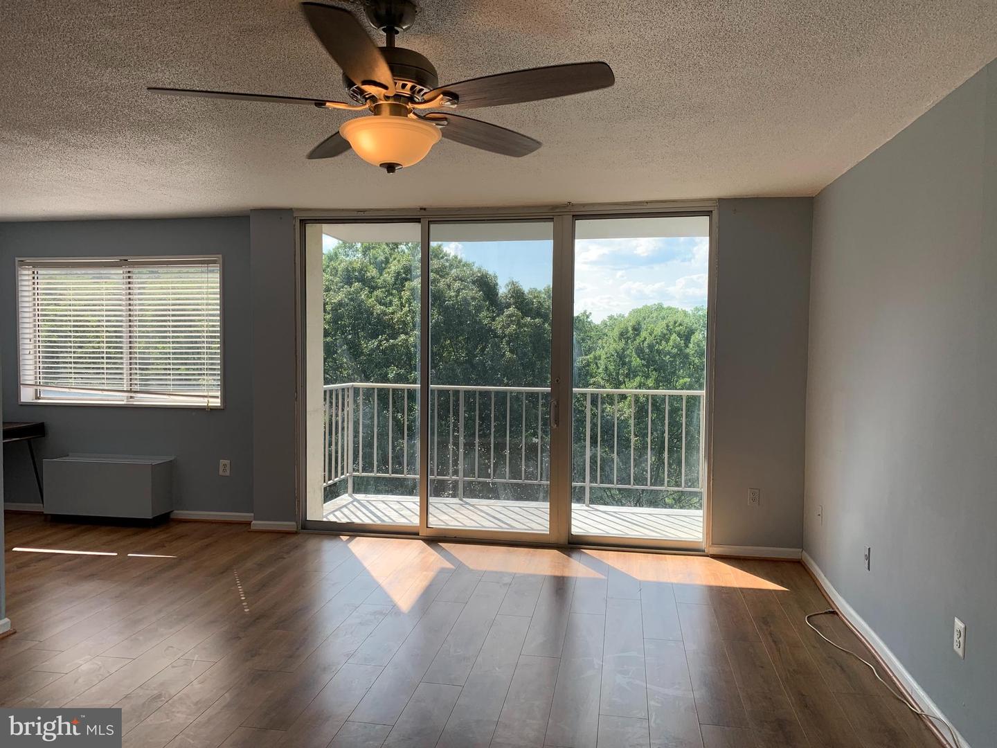 2059 Huntington Ave #808 Property Photo 24
