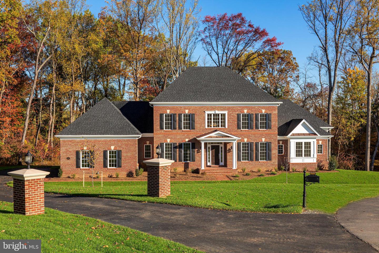 4610 Fairfax Manor Ct Property Photo 18