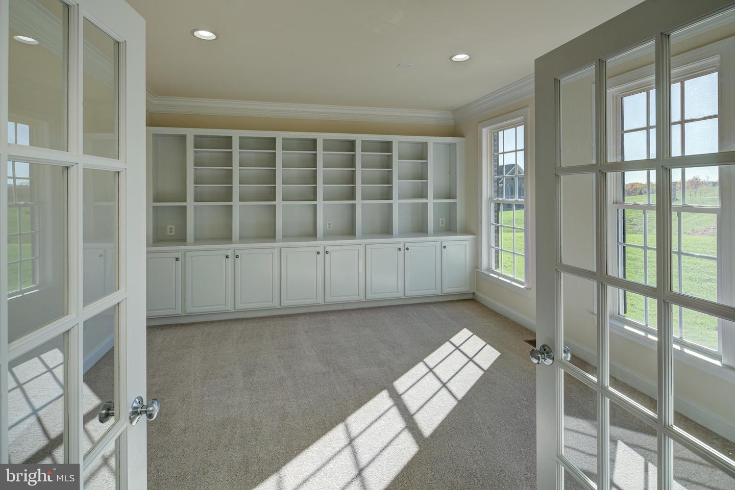 4610 Fairfax Manor Ct Property Photo 23