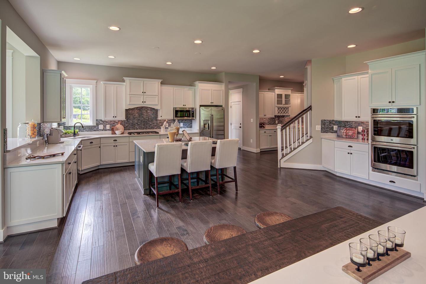 4610 Fairfax Manor Ct Property Photo 26
