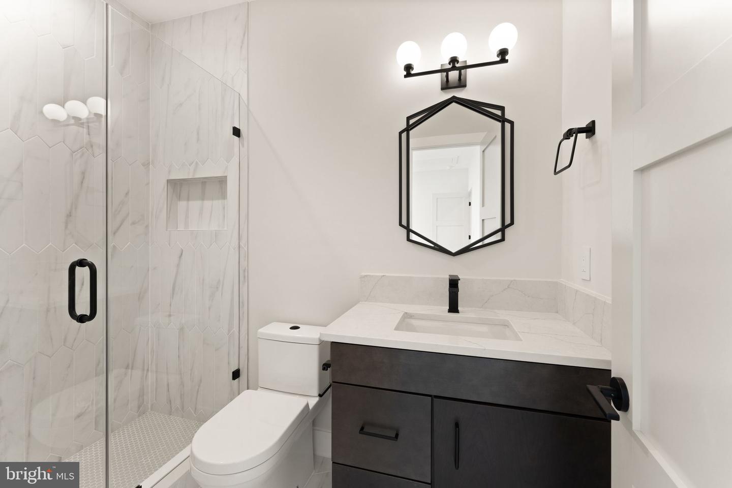 1710 Dalewood Place Property Photo 49