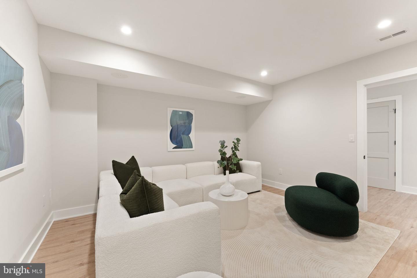 1710 Dalewood Place Property Photo 60