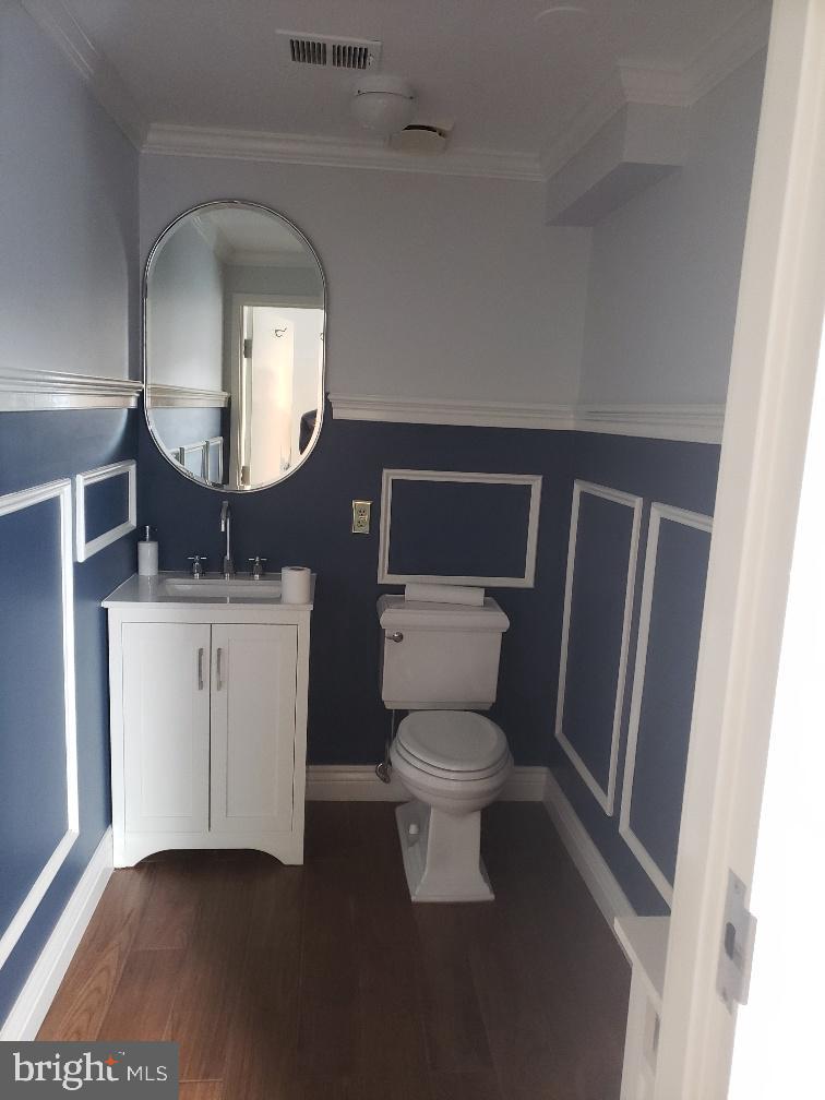 7657 Leesburg Property Photo 3