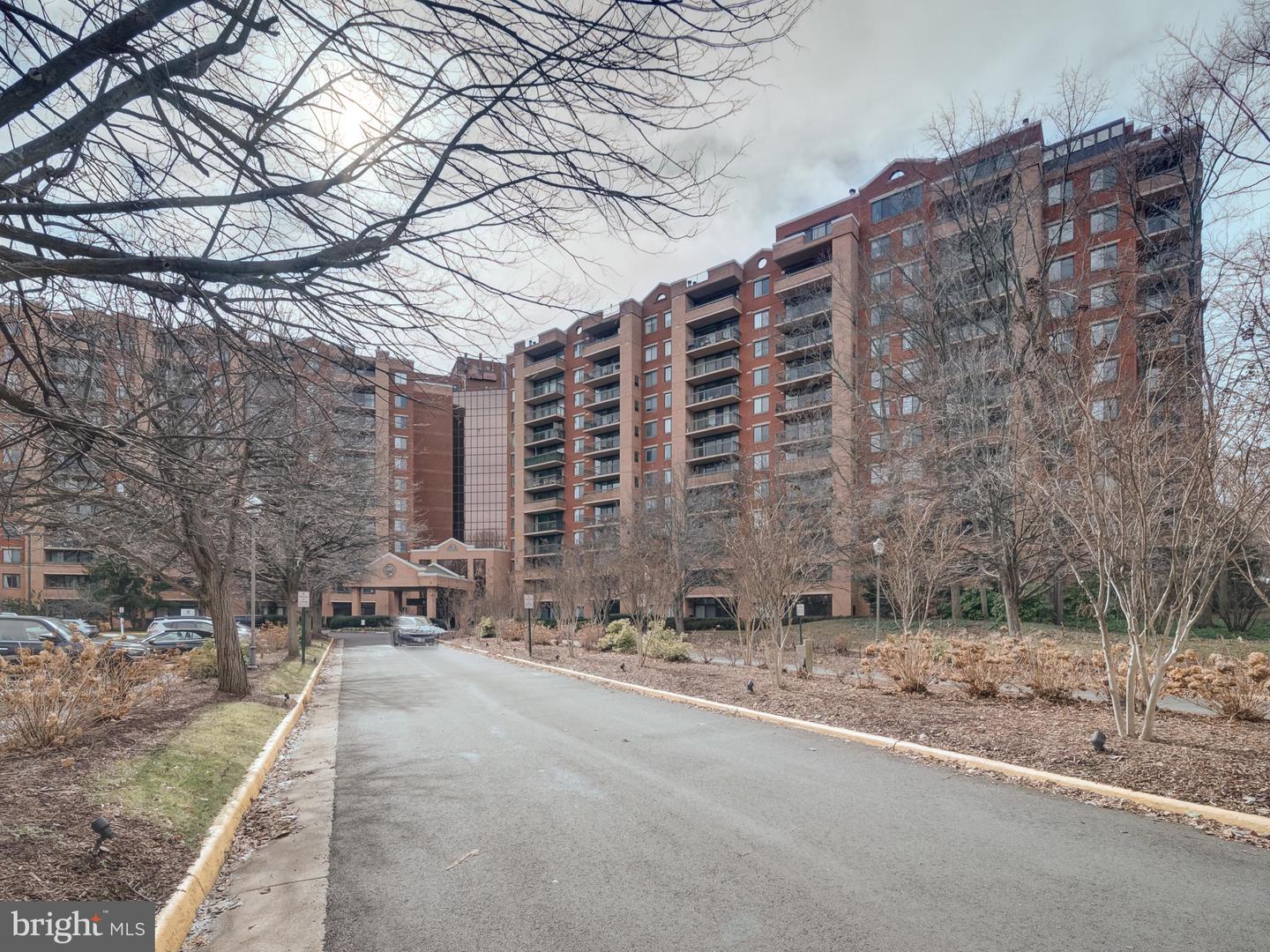 2230 George C Marshall Dr #1127 Property Photo