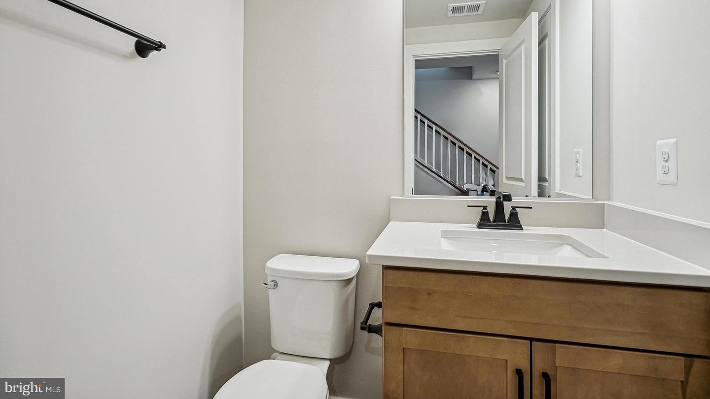 10568 Red Oak St Property Photo 18