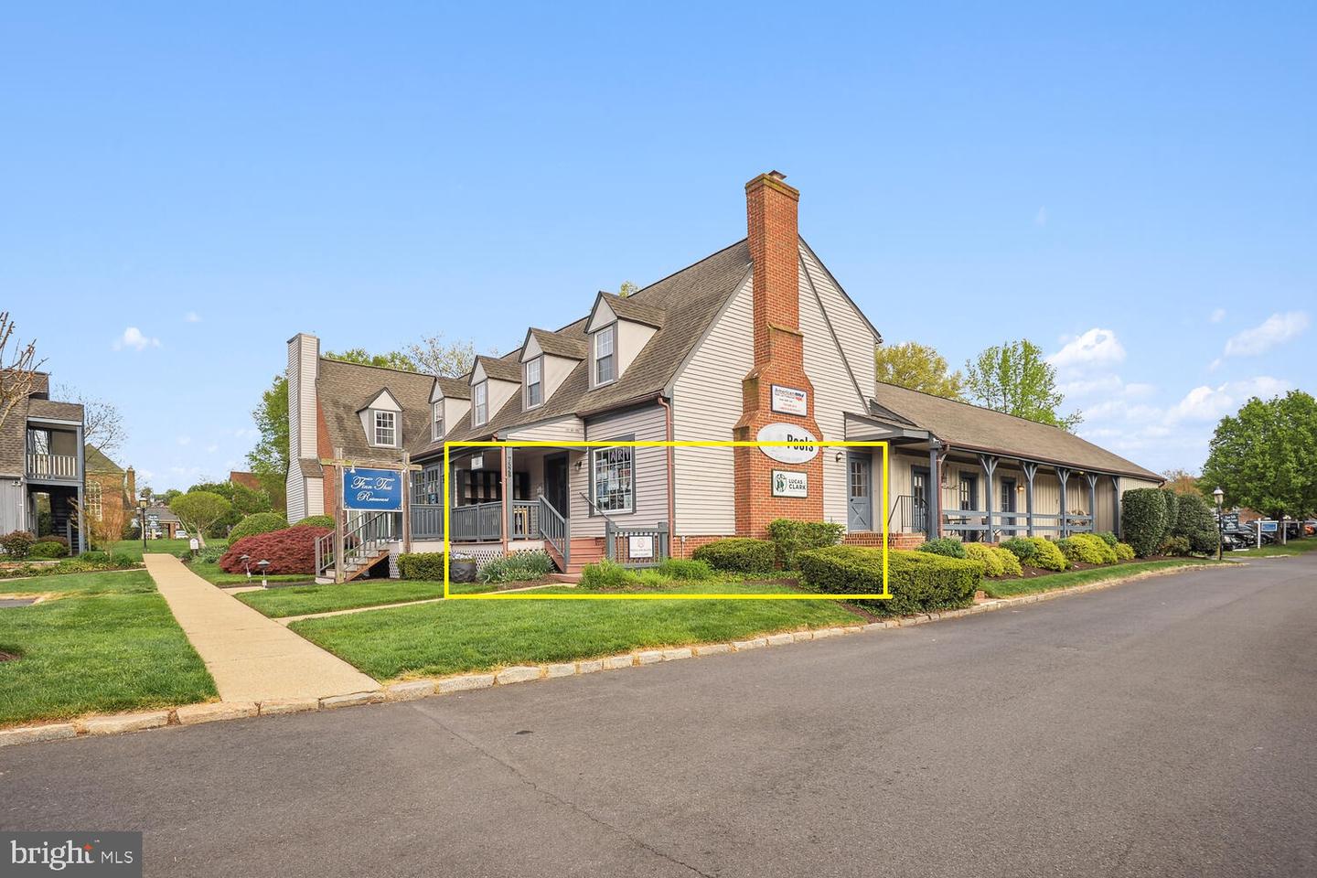 752 Walker Rd #b-1 Property Photo 2