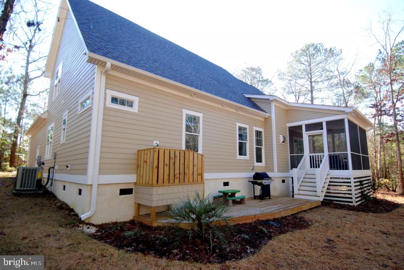 6400 Wayles St Property Photo 13