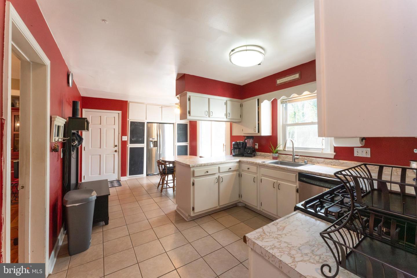 9723 Counsellor Dr Property Photo 7