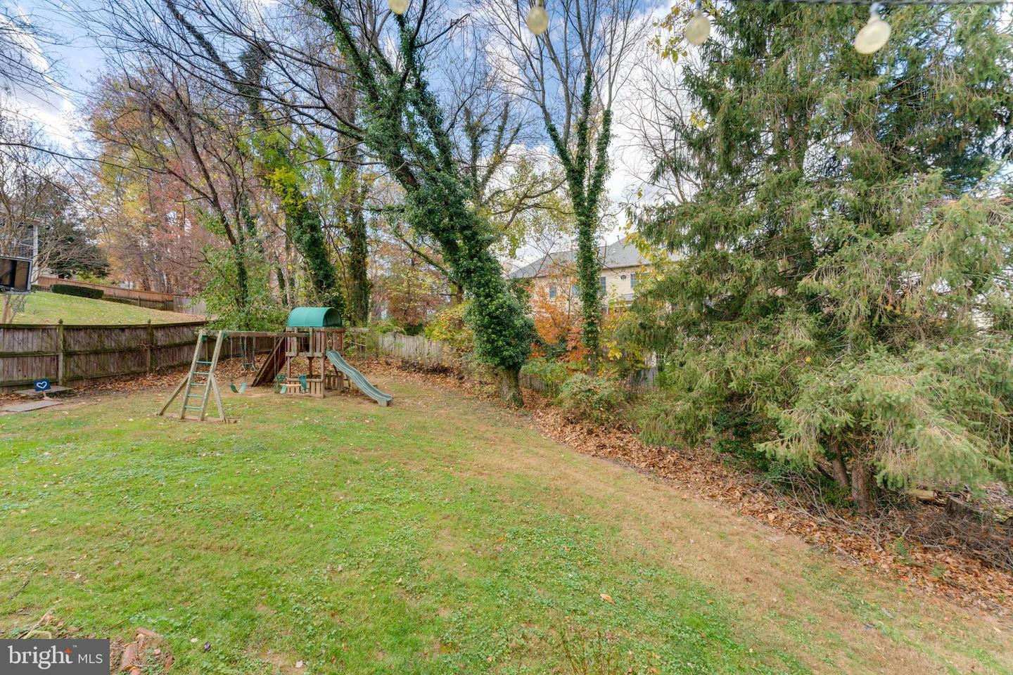 9723 Counsellor Dr Property Photo 24