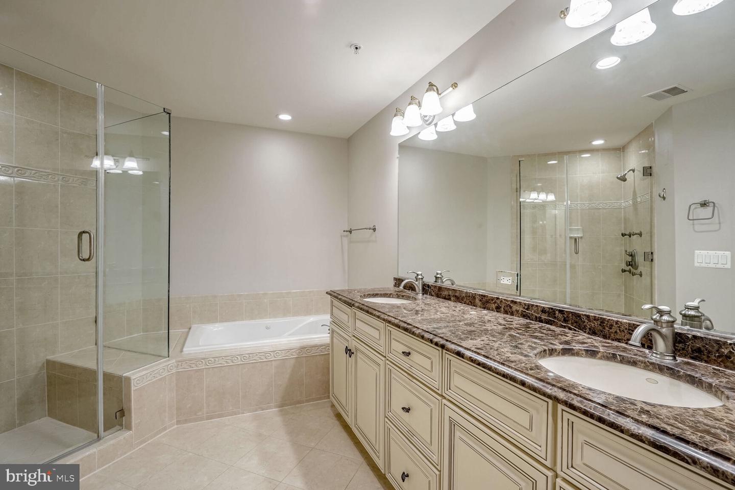 1781 Chain Bridge Rd #307 Property Photo 5