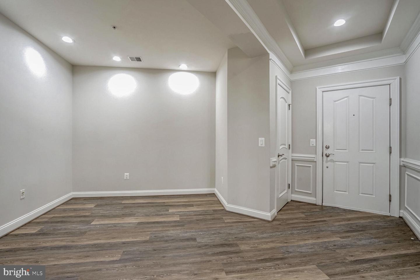 1781 Chain Bridge Rd #307 Property Photo 8