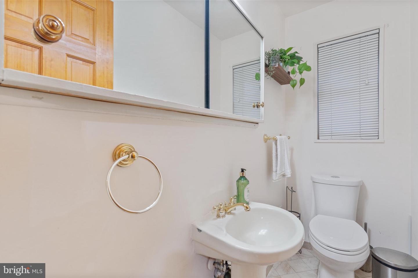 7406 Axton St Property Photo 26