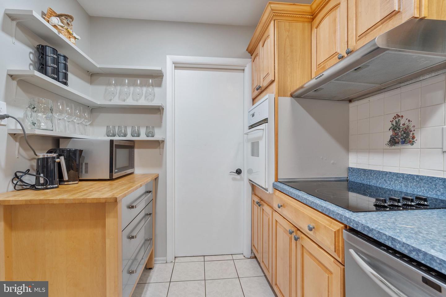 7406 Axton St Property Photo 28