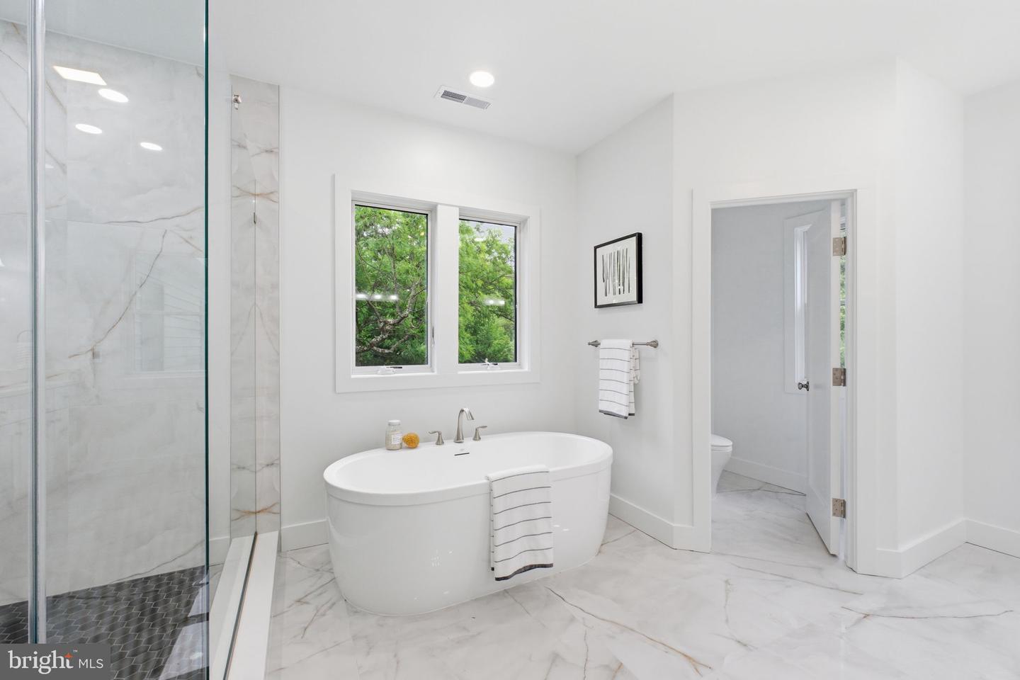 7631 Lisle Ave Property Photo 33